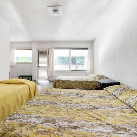Oyo Hotel Belmar,Caleta, Acapulco Ngoại thất bức ảnh
