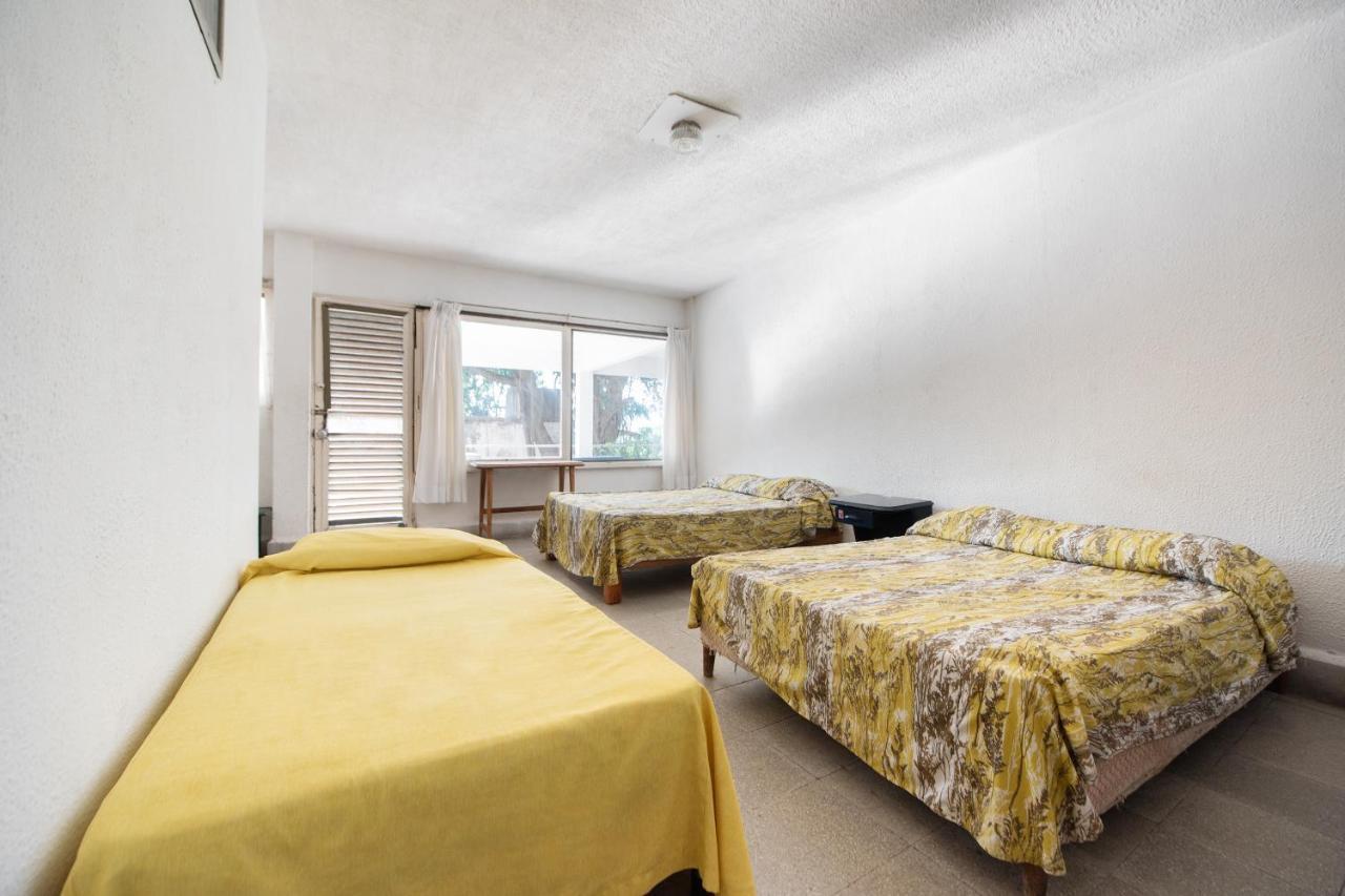 Oyo Hotel Belmar,Caleta, Acapulco Ngoại thất bức ảnh