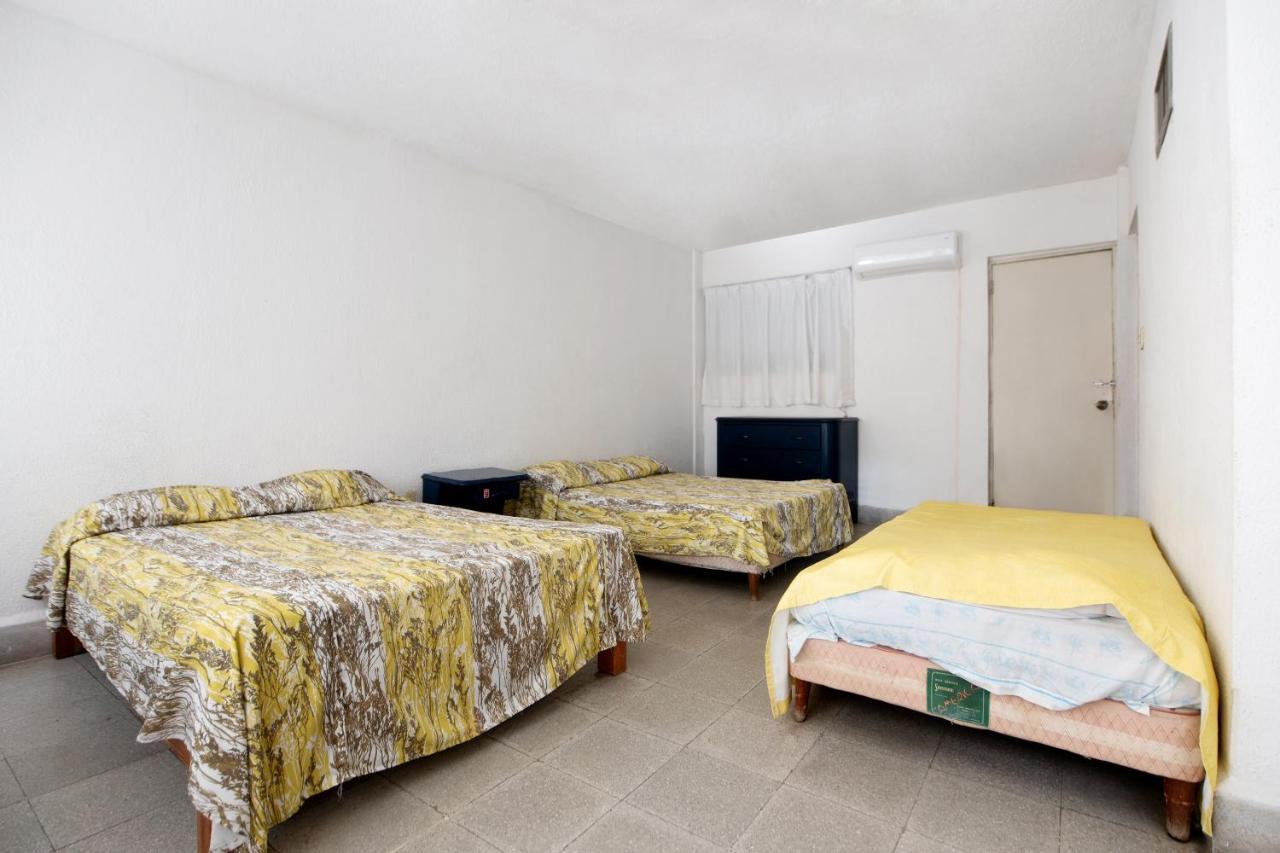 Oyo Hotel Belmar,Caleta, Acapulco Ngoại thất bức ảnh